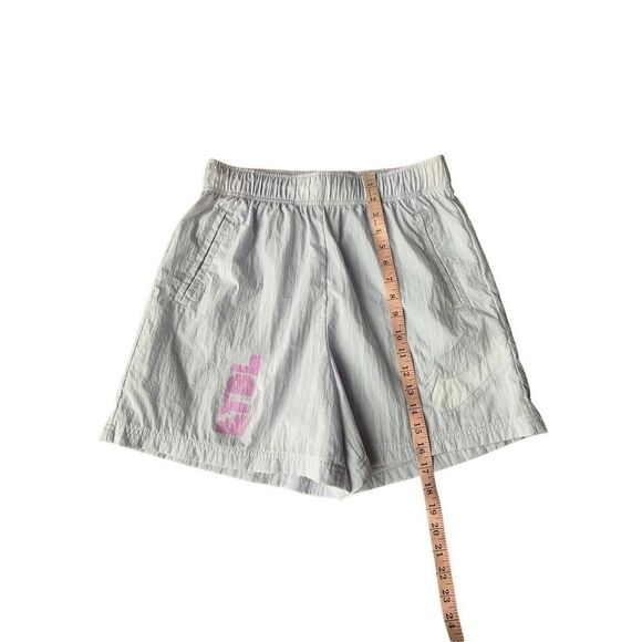 Nike EYBL Player Exclusive Women’s Lilac Nylon Windbreaker Training Shorts Size - Picture 9 of 12